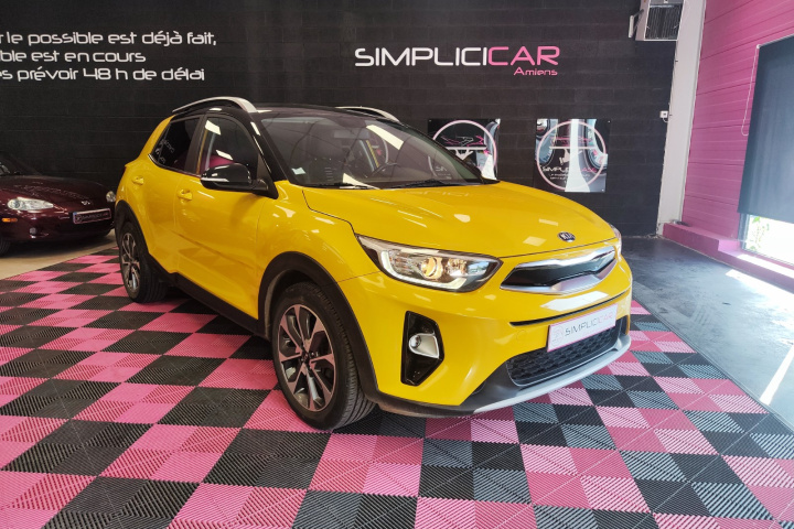 KIA STONIC