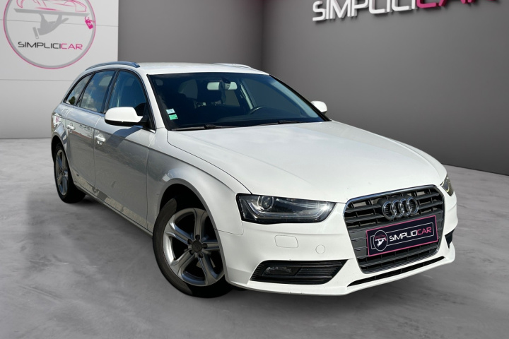 AUDI A4 AVANT
