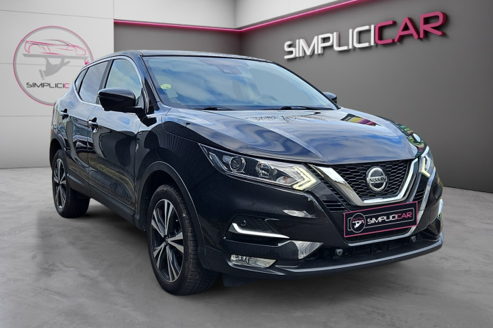 NISSAN QASHQAI 2019