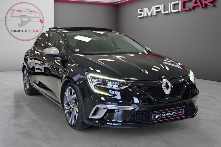 RENAULT MEGANE IV BERLINE