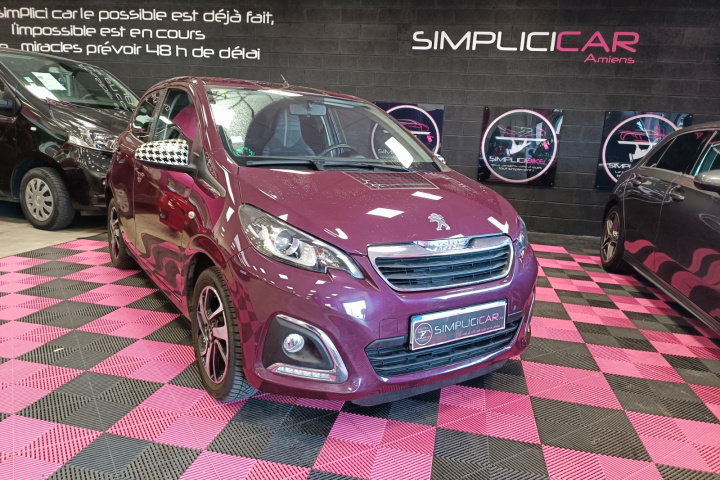 PEUGEOT 108